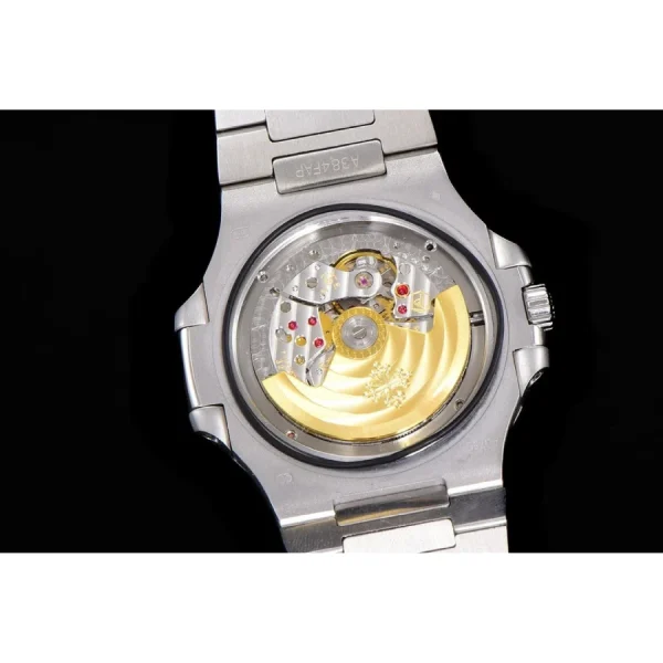 Patek Philippe Nautilus 5711/1300A Emerald Bezel Premium Duplicate - Image 3