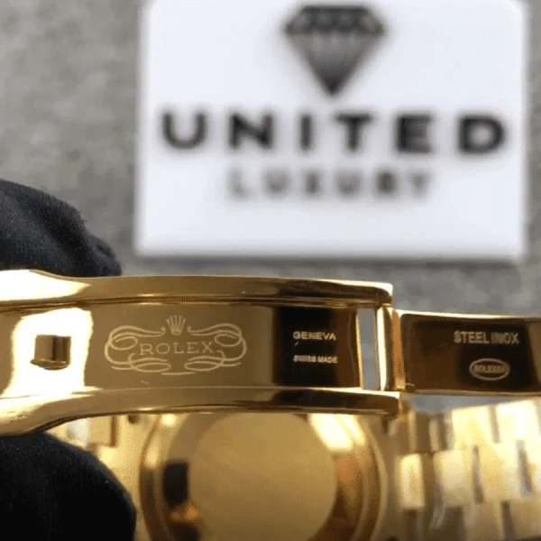 Rolex Day-Date Iced Out Perfect Super Clone - Image 3